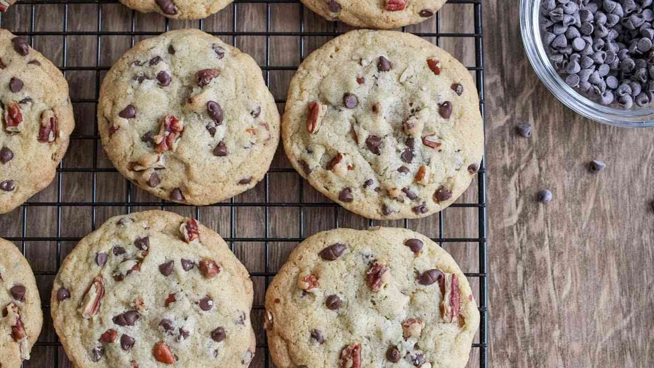 Toll House Chocolate Chip Cookie Recipe - Cookies